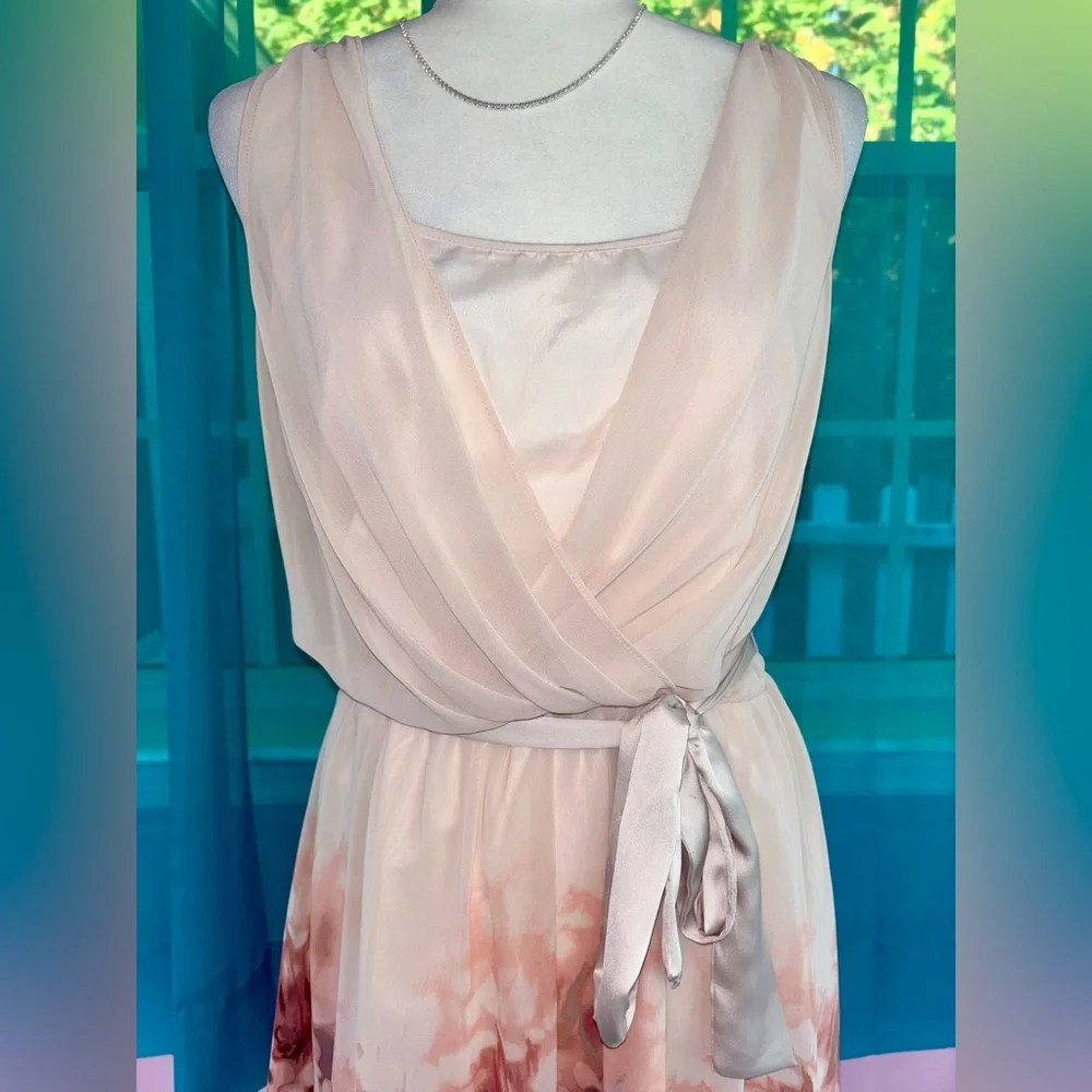 Lauren Conrad Pink Blush Floral Ombré Wrap Style Chiffon Dress Size 10 - Picture 3 of 9